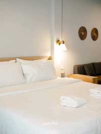 Hotel Wizpark Ratchada สงบ ร่มรื่น มีแมวให้จกด้วย