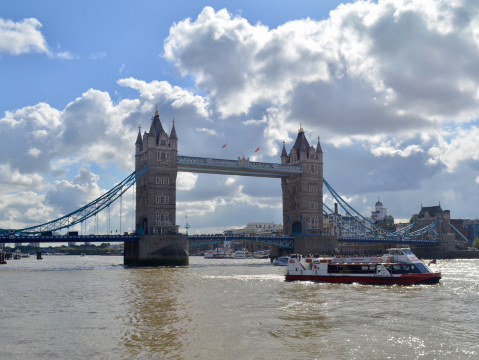 イギリス】ロンドンのシンボル！美しきタワーブリッジ🌉✨ | Trip.com