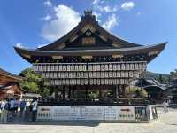 神聖與美麗的交融：探訪京都八坂神社的文化之旅