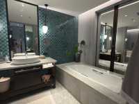 รีสอร์ตหรูติดทะเล เขาหลัก 