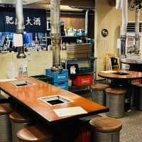 首爾｜弘大 韓國明星也來過的 這家店每次經過都在排隊這家韓國烤肉店的招牌 讓我想再飛一次！