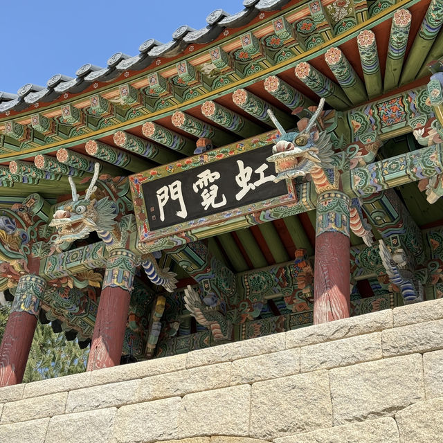 눈 내린 3월의 낙산사, 설악산과 바다를 품은 고요한 사찰