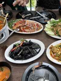 น้ำลายแตก ร้านยำชื่อดังในอำเภอทุ่งสง🌶️