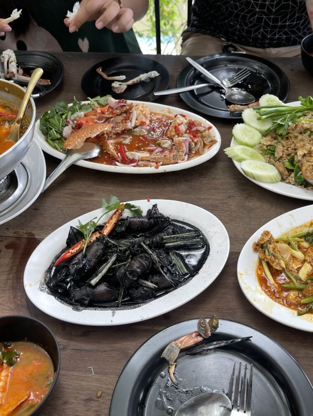 น้ำลายแตก ร้านยำชื่อดังในอำเภอทุ่งสง🌶️