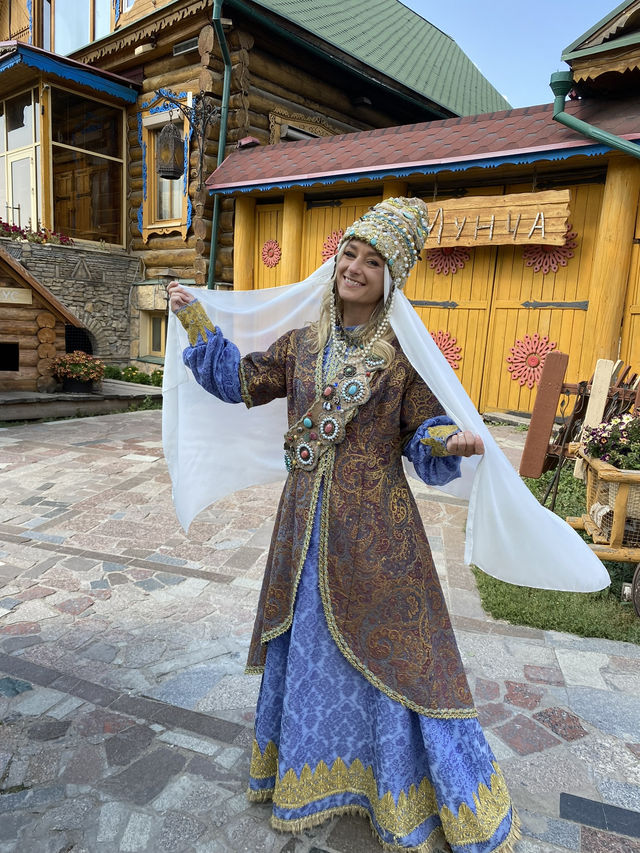 👑 Walking in Tatar village in traditional clothes 