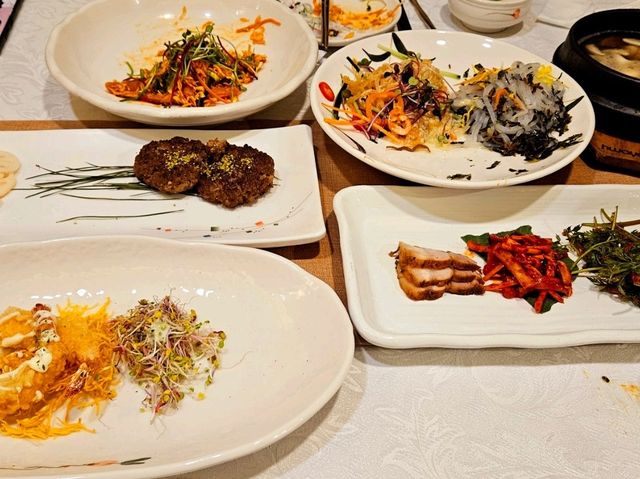 A spring season Hanjeongsik fare at Sudam