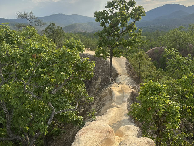 【パーイの夕日スポット】Pai Canyonで静かに自然と向き合う。