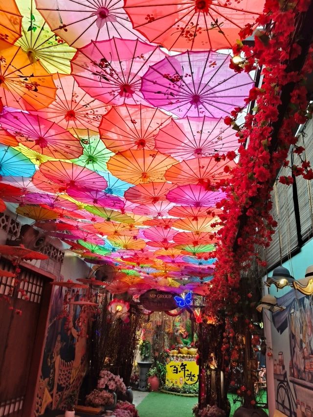 🏮 A Journey Through Time: Tangkak’s Centuries-Old Chinese Temple Traditions" 