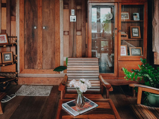 คาเฟ่เก่าแก่ vibe ดีริมแม่น้ำเจ้าพระยาปทุมธานี 🌿💚
