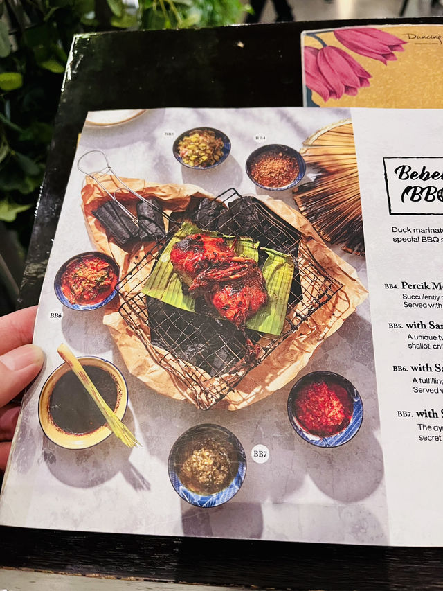 Dancing Fish at Bangsar Shopping Centre: A Michelin Bib Gourmand Winner Celebrating Malay-Indo Flavo