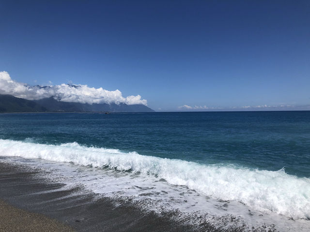 七星潭風景區｜花蓮最美的月牙灣海岸，日出、星空與海風的療癒秘境 