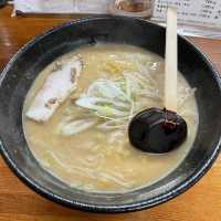 【北海道】深夜でも行列が絶えない大人気ラーメン屋🍜