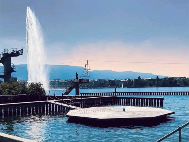 日內瓦 | 140公尺的衝天水柱---日內瓦湖大噴泉 Jet d'Eau
