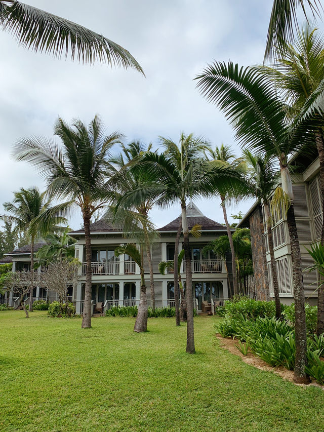 Unforgettable Luxury Escape at The St. Regis Le Morne Resort in Mauritius