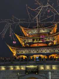 Timeless Charm Behind the Ancient Walls: A Stroll Through Dali Old Town