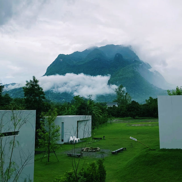 Mist Villa & Cafe ที่พักและคาเฟ่สไตล์มินิมอล