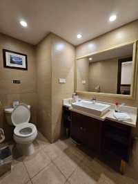 โรงแรมเซี่ยงไฮ้ใกล้รถไฟใต้ดิน Pacific Hotel