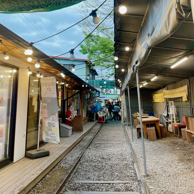 군산여행 가볼 만한 곳, “경암동 철길마을”