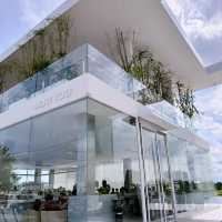 Moo Yoo Rose House คาเฟ่ริมทะเลสาบบางเลน