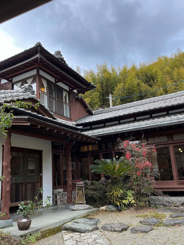 【福岡グルメ】山の上の古民家カフェ☕️窓からの景色を楽しめる✨