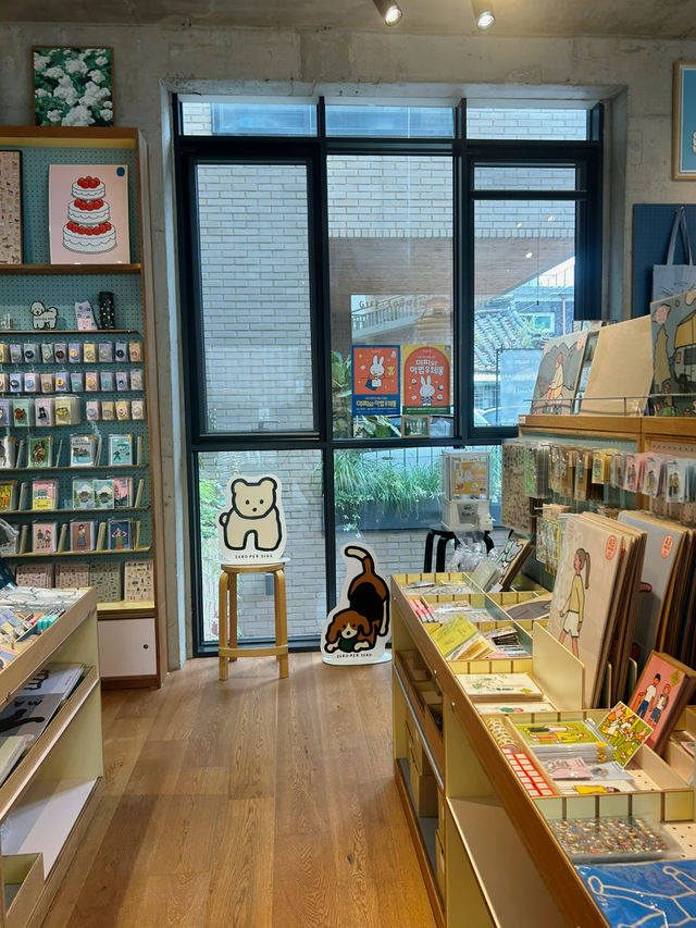 🧭 북촌의 감성을 담은 디자인 편집숍, 제로스페이스 북촌점