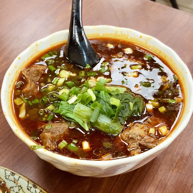 端午連假吃粽子太膩？不如來點扎實牛肉麵換換口味