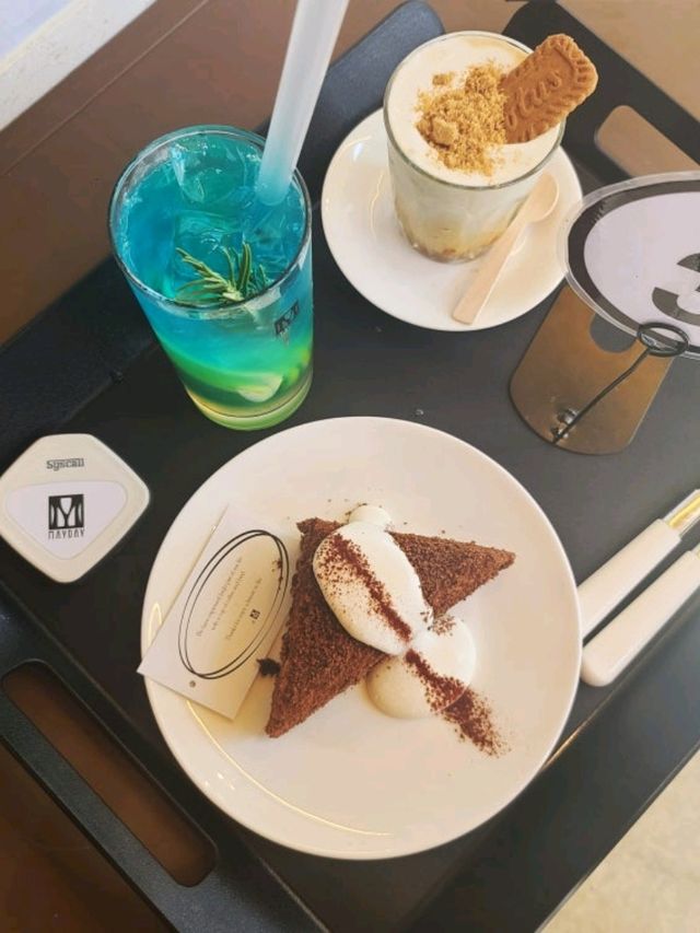 여주 대형 통창뷰카페💚메이데이