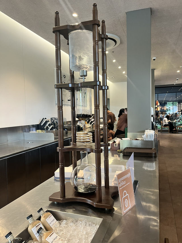 A Taste of Aspiration: My Reflections on Brown Coffee, Cambodia