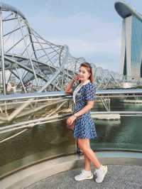 The Helix Bridge – Merlion – Marina Bay สิงคโปร์