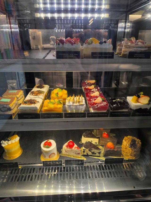 KRAFT CAFE คาเฟ่น่ารักริมแม่น้ำเจ้าพระยา