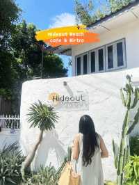 คาเฟ่ร้านอาหารริมทะเล Hideout Beach Cafe