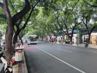 Nanluoguxiang – เสน่ห์ของถนนคนเดินในวันฝนโปรย