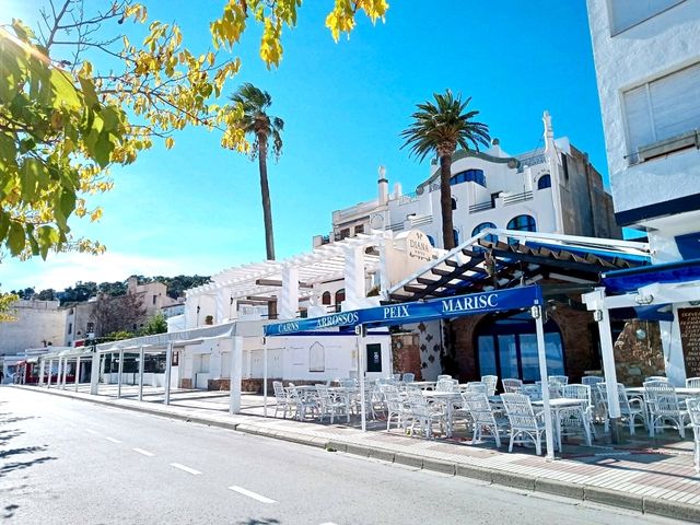 Tossa de Mar is a relaxing town near Barcelona 