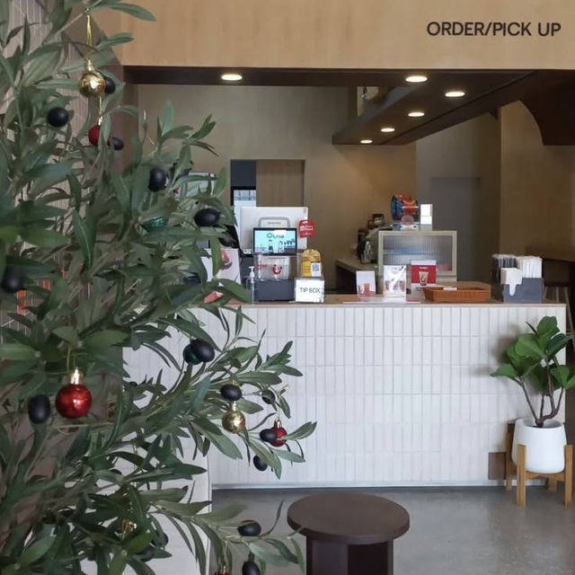 Sunji Cafe — คาเฟ่เล็ก ๆ