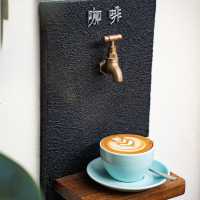 Art, Acidity & Open-Bar Cosiness – My Visit to N.419 Senses Coffee, George Town (Penang)