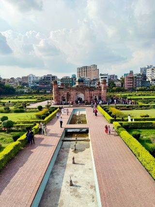 Lalbagh Fort in Dhaka, Bangladesh: A Historic Red Fortress