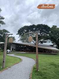 📍Living a dream cafe & playground ที่นี่สวยมากกกก