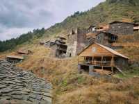 Peace & Stone Towers in Dartlo’s Neighbor, Doche