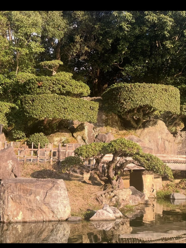 【香川旅】日本庭園の最高峰!栗林公園で四季の美と静寂に包まれる贅沢時間 【香川旅】日本庭園の最高峰!栗林公園で四季の美と静寂に包まれる贅沢時間