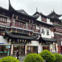 📍Yuyuan Garden (豫园), A Garden of Serenity in the Heart of Shanghai
