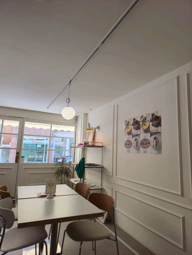 실내데이트하기에 좋은 홍대맛집 전여친떡볶이  실내데이트하기에 좋은 홍대맛집 전여친떡볶이