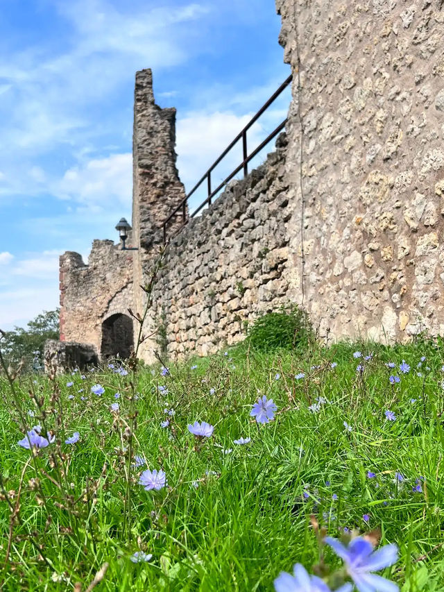 A Tale of Two Fortresses in Thuringia