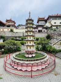 Why the Kek Lok Si Pagoda is a Penang Must-See 