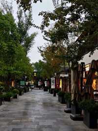 上海晴天街頭人文風景