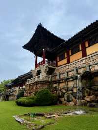 慶州｜金豬傳說佛國寺 快來找藏在牌匾後帶來財運的小豬