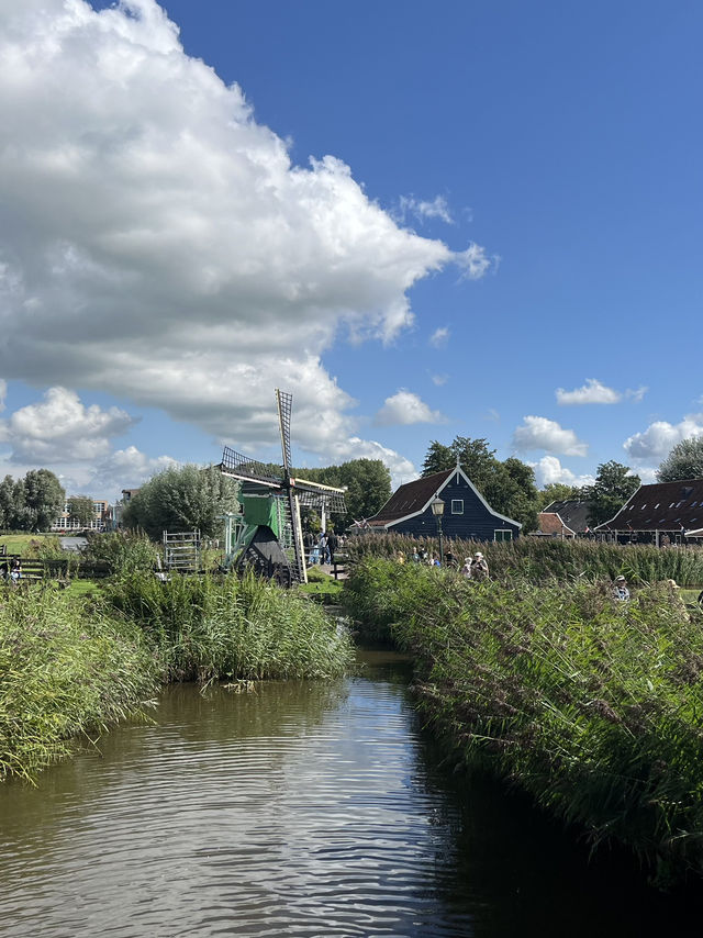 🌿 A Timeless Windmill Village: Zaanse Schans Adventure 