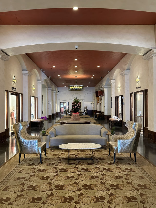 “ピンクパレス”で過ごす特別な時間🌺「ロイヤルハワイアン」🏖️✨ “ピンクパレス”で過ごす特別な時間🌺「ロイヤルハワイアン」🏖️✨