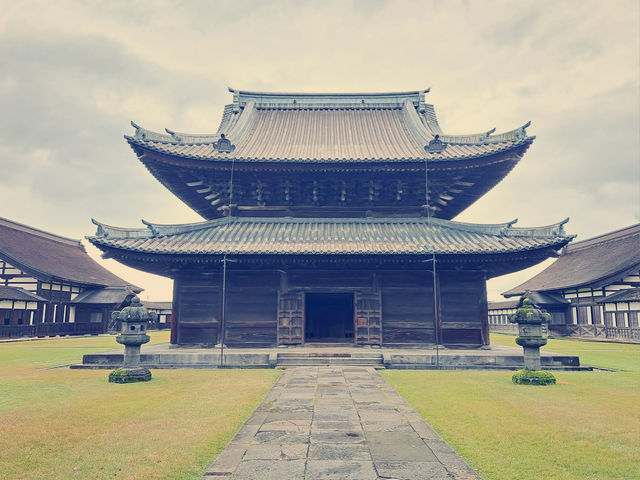 Zen & Symmetry: My Solo Visit to Zuiryūji, Takaoka