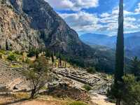 🏛️ Delphi – The Ancient Navel of the World