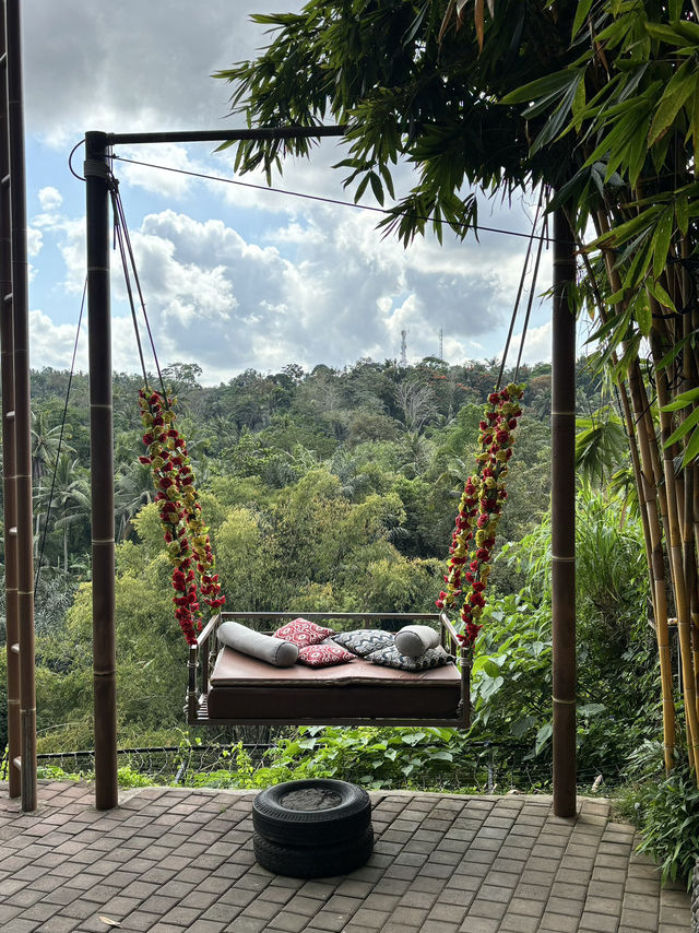 MUST TO TRY SWING IN BALI